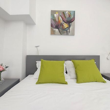 Sweet Dreams Suites Lovely Duplex Universitate Бухарест Экстерьер фото