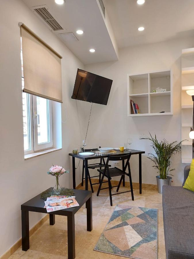 Sweet Dreams Suites Lovely Duplex Universitate Бухарест Экстерьер фото